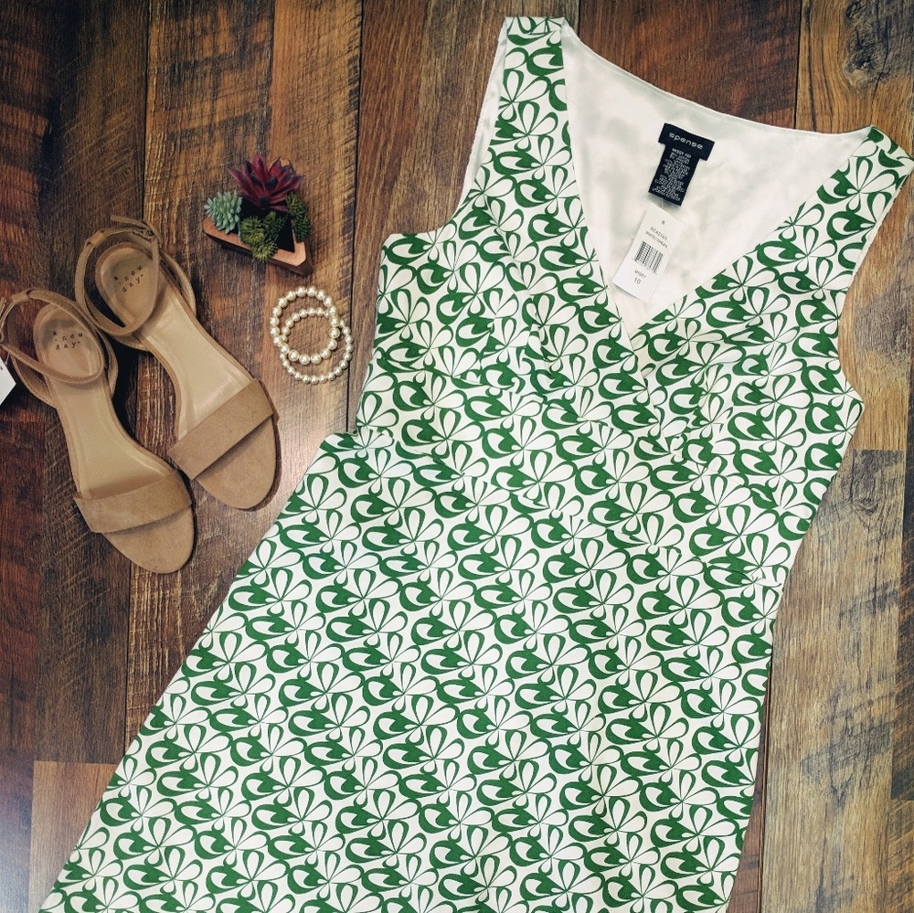 NWT Spense Green V Neck Dress - Picture 2 of 7